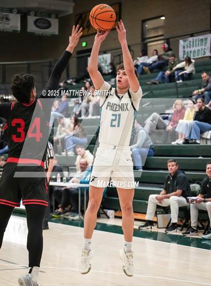 Thumbnail 3 in Farmington vs. Spanish Fork (Autism Holiday Classic) photogallery.