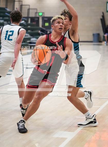 Thumbnail 2 in Farmington vs. Spanish Fork (Autism Holiday Classic) photogallery.