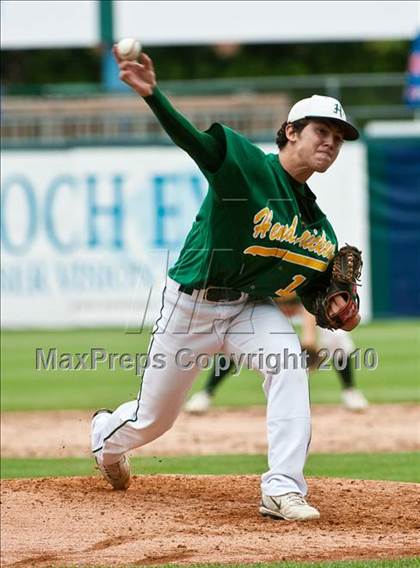 Thumbnail 3 in North Providence vs. Bishop Hendricken (RIIL Division 1 Final - Game 1) photogallery.