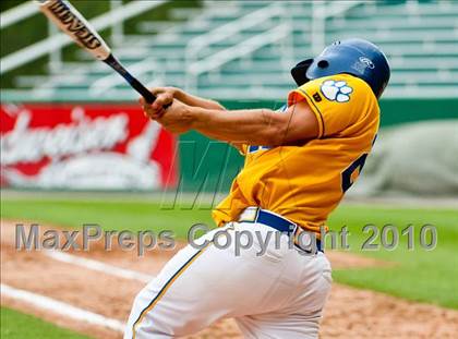 Thumbnail 3 in North Providence vs. Bishop Hendricken (RIIL Division 1 Final - Game 1) photogallery.