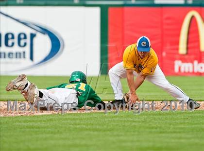 Thumbnail 1 in North Providence vs. Bishop Hendricken (RIIL Division 1 Final - Game 1) photogallery.
