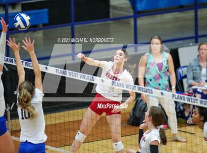 Thumbnail 3 in Marcus @ Plano West photogallery.