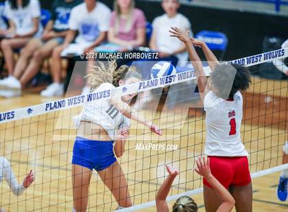 Thumbnail 2 in Marcus @ Plano West photogallery.