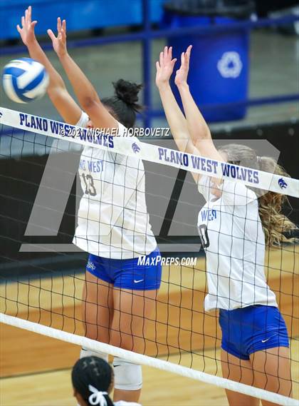 Thumbnail 3 in Marcus @ Plano West photogallery.