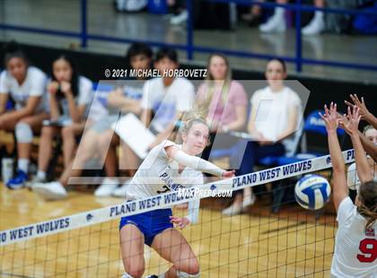 Thumbnail 3 in Marcus @ Plano West photogallery.