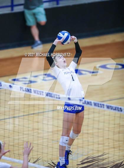 Thumbnail 1 in Marcus @ Plano West photogallery.