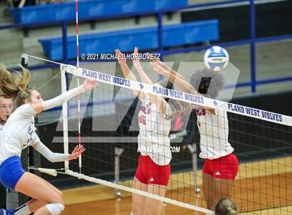 Thumbnail 2 in Marcus @ Plano West photogallery.