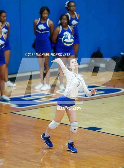 Thumbnail 2 in Marcus @ Plano West photogallery.