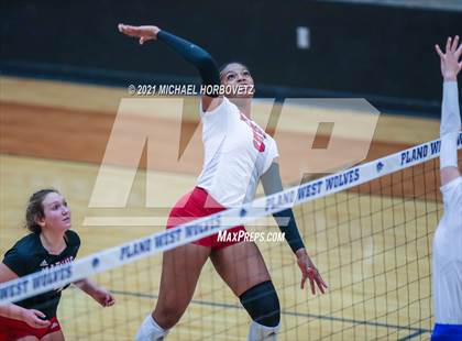 Thumbnail 1 in Marcus @ Plano West photogallery.