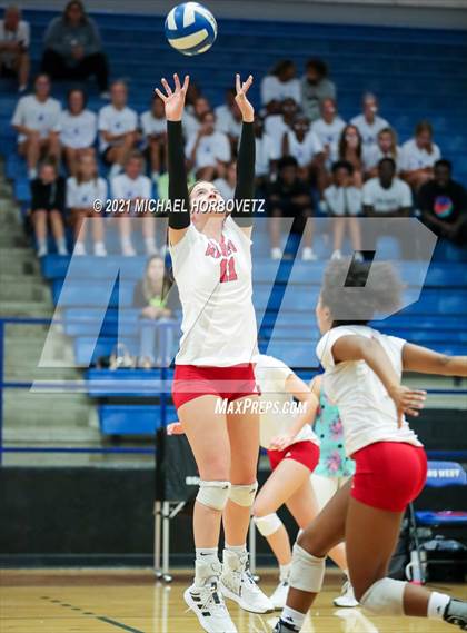 Thumbnail 2 in Marcus @ Plano West photogallery.