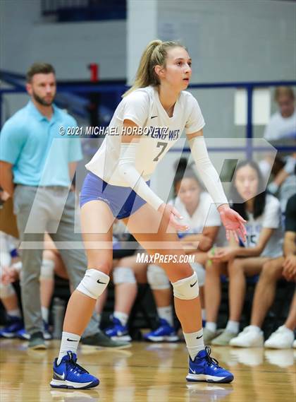Thumbnail 3 in Marcus @ Plano West photogallery.