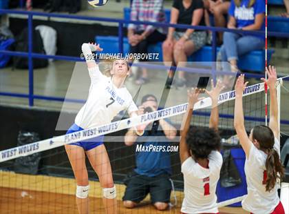 Thumbnail 1 in Marcus @ Plano West photogallery.