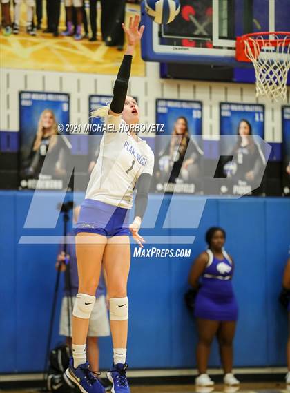 Thumbnail 3 in Marcus @ Plano West photogallery.