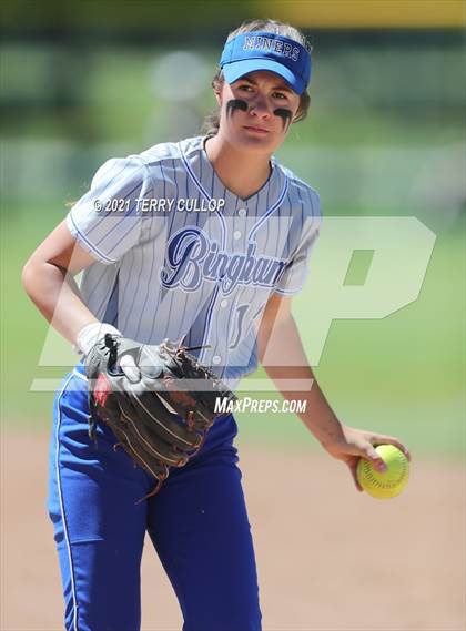 Thumbnail 2 in Bingham vs. Riverton (UHSAA 6A Final) photogallery.