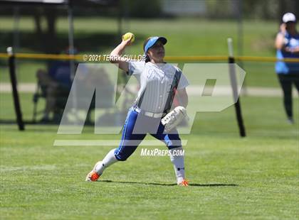 Thumbnail 2 in Bingham vs. Riverton (UHSAA 6A Final) photogallery.