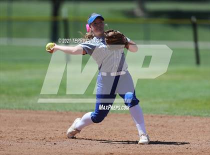 Thumbnail 3 in Bingham vs. Riverton (UHSAA 6A Final) photogallery.