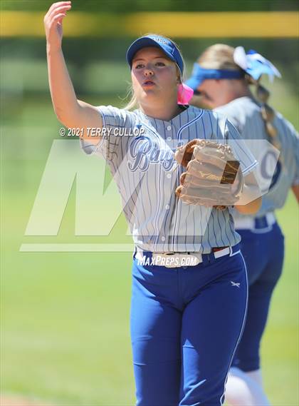 Thumbnail 3 in Bingham vs. Riverton (UHSAA 6A Final) photogallery.