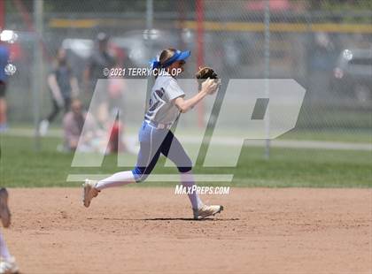Thumbnail 2 in Bingham vs. Riverton (UHSAA 6A Final) photogallery.