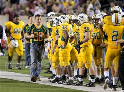 Thumbnail 1 in Trinity vs. St. Xavier photogallery.
