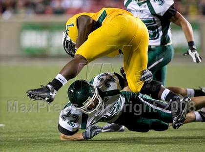 Thumbnail 1 in Trinity vs. St. Xavier photogallery.