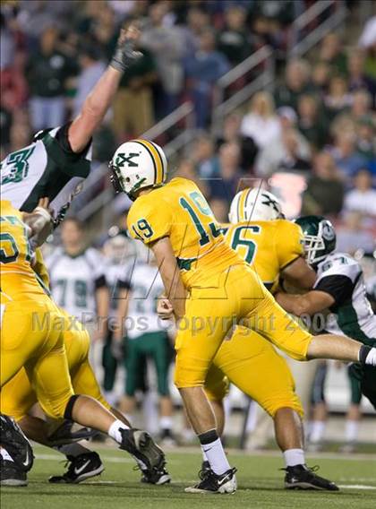 Thumbnail 3 in Trinity vs. St. Xavier photogallery.