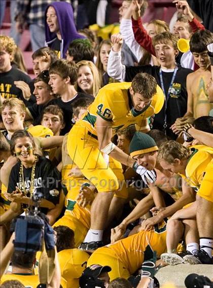 Thumbnail 2 in Trinity vs. St. Xavier photogallery.