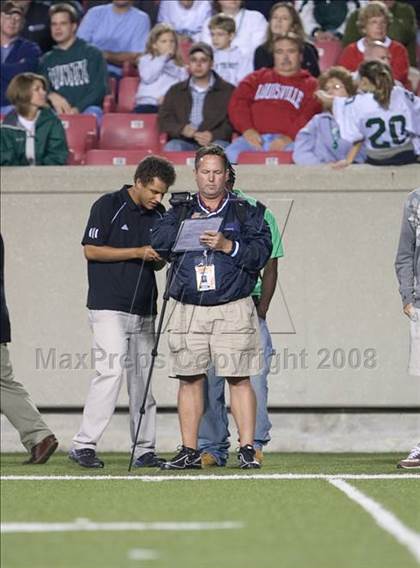 Thumbnail 2 in Trinity vs. St. Xavier photogallery.