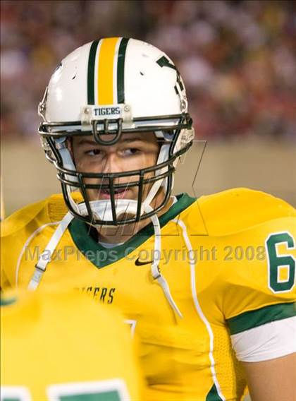 Thumbnail 2 in Trinity vs. St. Xavier photogallery.