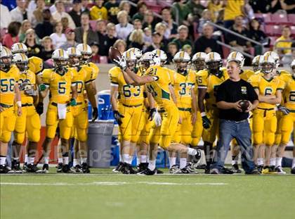 Thumbnail 2 in Trinity vs. St. Xavier photogallery.