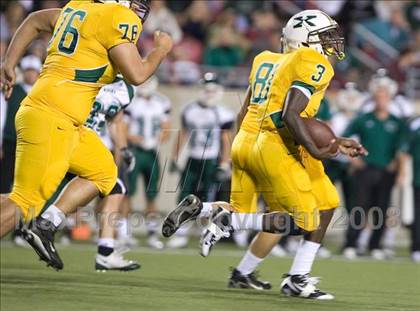 Thumbnail 3 in Trinity vs. St. Xavier photogallery.
