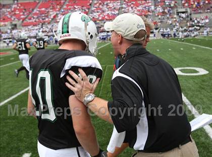 Thumbnail 1 in Olentangy Liberty vs. Coffman (Kirk Herbstreit Varsity Football Series) photogallery.
