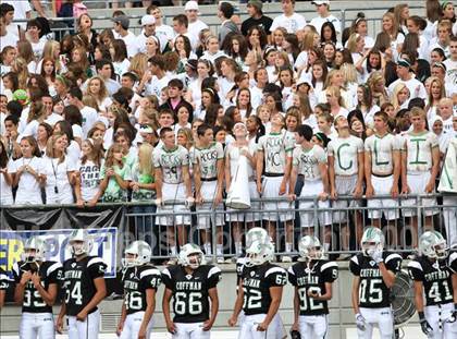 Thumbnail 3 in Olentangy Liberty vs. Coffman (Kirk Herbstreit Varsity Football Series) photogallery.
