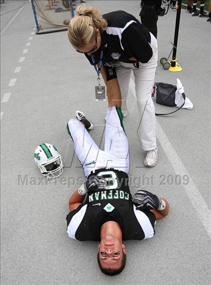 Thumbnail 2 in Olentangy Liberty vs. Coffman (Kirk Herbstreit Varsity Football Series) photogallery.