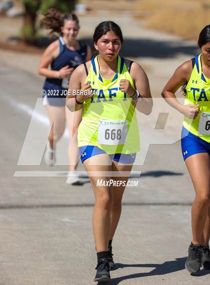 Thumbnail 3 in Bakersfield Invitational (Bakersfield College) photogallery.