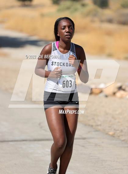 Thumbnail 2 in Bakersfield Invitational (Bakersfield College) photogallery.