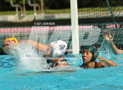 Thumbnail 3 in Valley Christian vs Palo Alto (St. Francis Invitational) photogallery.