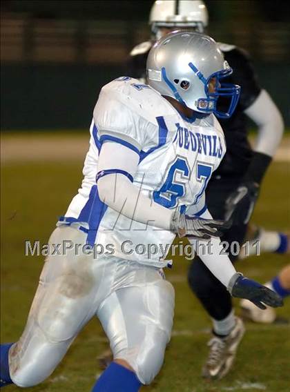 Thumbnail 3 in West Haven @ Xavier (CIAC Class LL Quarterfinal) photogallery.