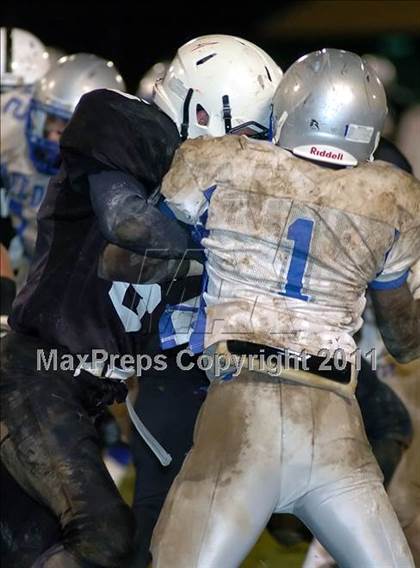 Thumbnail 3 in West Haven @ Xavier (CIAC Class LL Quarterfinal) photogallery.