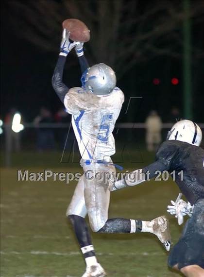Thumbnail 1 in West Haven @ Xavier (CIAC Class LL Quarterfinal) photogallery.