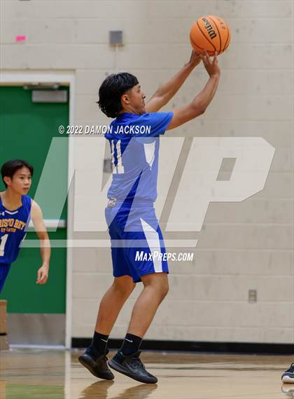Thumbnail 2 in Virgin Valley vs Cristo Rey (2A 3A Challenge) photogallery.