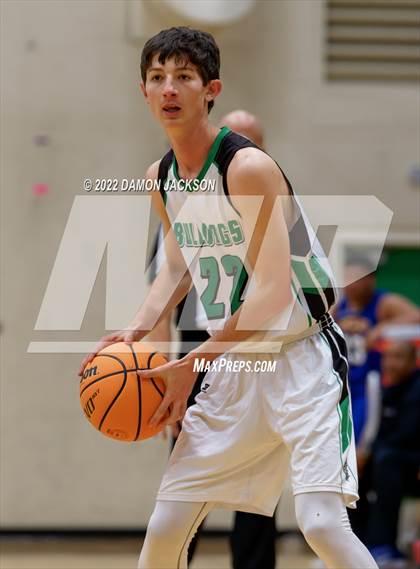 Thumbnail 3 in Virgin Valley vs Cristo Rey (2A 3A Challenge) photogallery.