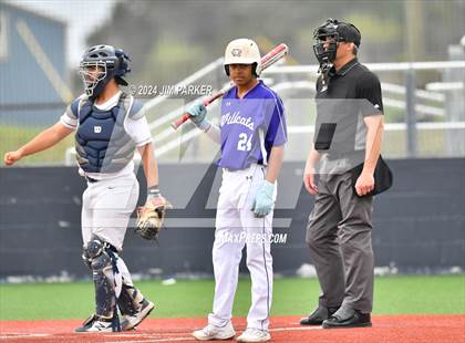 Thumbnail 2 in Glenn vs. Elgin (LISD Tournament) photogallery.