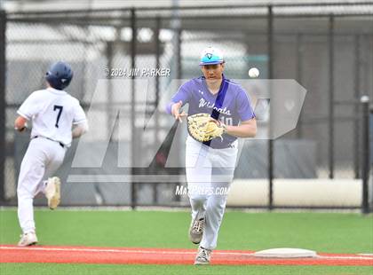Thumbnail 3 in Glenn vs. Elgin (LISD Tournament) photogallery.