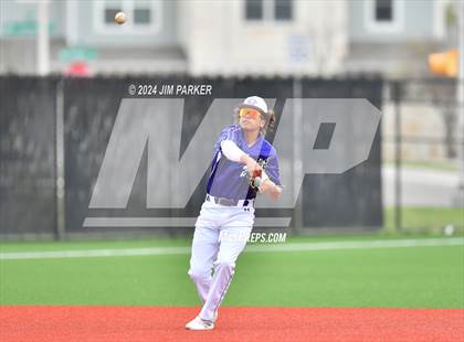 Thumbnail 1 in Glenn vs. Elgin (LISD Tournament) photogallery.