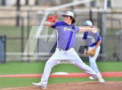 Thumbnail 2 in Glenn vs. Elgin (LISD Tournament) photogallery.