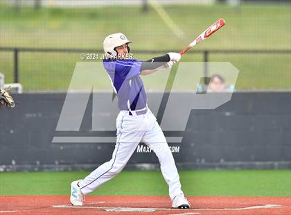 Thumbnail 2 in Glenn vs. Elgin (LISD Tournament) photogallery.