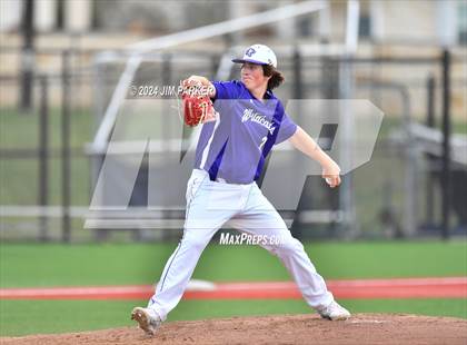 Thumbnail 3 in Glenn vs. Elgin (LISD Tournament) photogallery.
