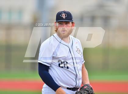 Thumbnail 1 in Glenn vs. Elgin (LISD Tournament) photogallery.