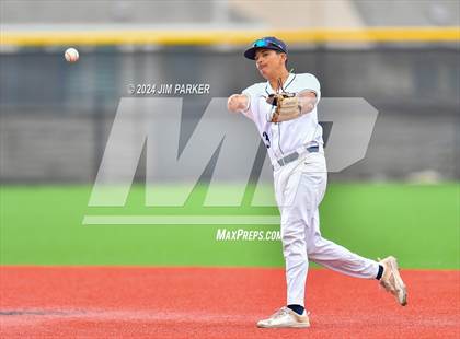 Thumbnail 1 in Glenn vs. Elgin (LISD Tournament) photogallery.