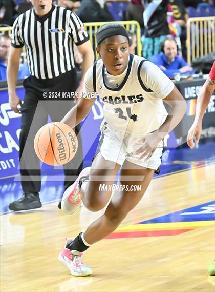 Thumbnail 2 in Phoenix Country Day vs. San Carlos (AIA 2A Semifinal) photogallery.